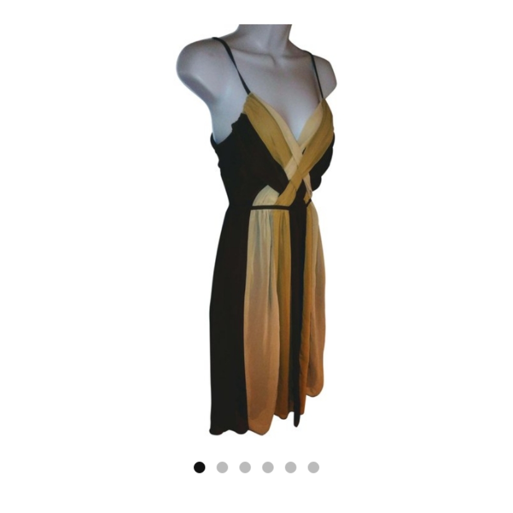 ISO! This dress in sizes 4-8 or even 10!